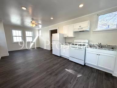 Main picture of 2108 Jefferson Ave