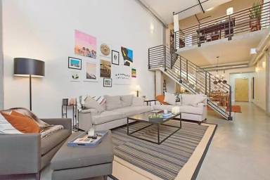 Main picture of Eleventh Avenue