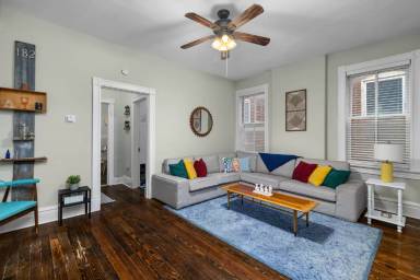 Main picture of 2819 Shenandoah Ave