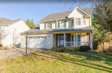 Main picture of 11 Westmont Dr