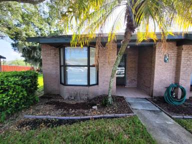 Main picture of 2403 King Oak Ct