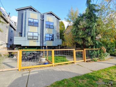 Main picture of 7914 Ashworth Ave N