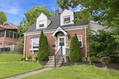 Main picture of 4158 Saint Lawrence Ave