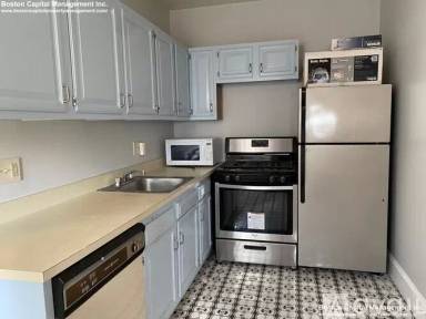 Main picture of 189 Chestnut Hill Ave