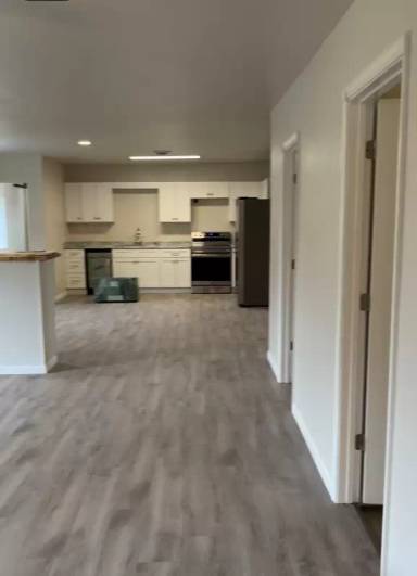 Main picture of 128 W Main St