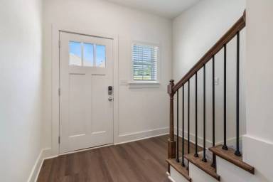 Main picture of 149 Huntley Dr