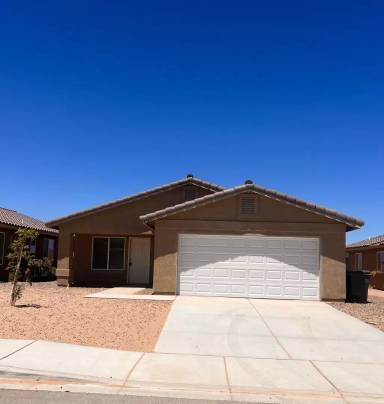 Main picture of 4521 S Desert Willow Way