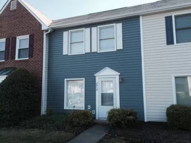 Main picture of 2216 High Bush Cir