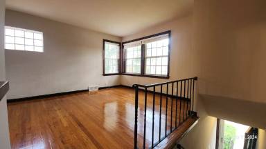 Main picture of 6326 Sutherland Ave