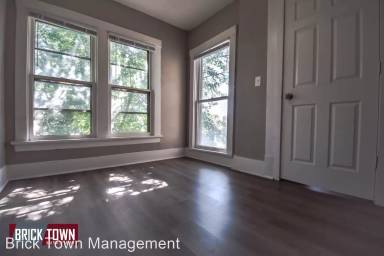 Main picture of 3009 Marcy St