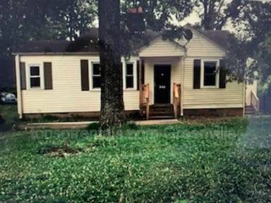 Main picture of 335 Potomac Ave