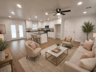 Main picture of 105 Browning Ave
