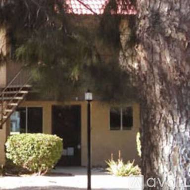 Main picture of 10642 S Camino del Sol
