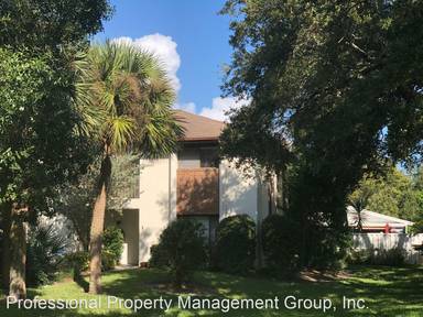 Main picture of 1055 6th Ave
