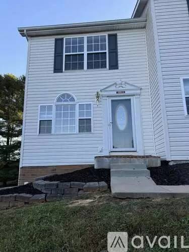 Main picture of 119 Amanda Ln