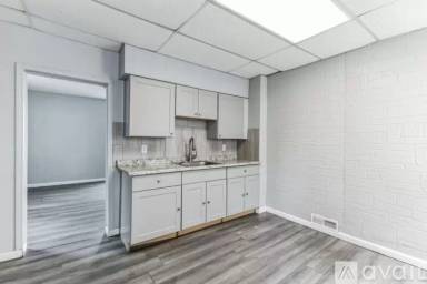 Main picture of 2166 W 93rd St