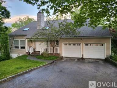 Main picture of 18 Andover Rd