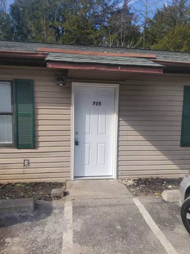 Main picture of 727 W Casey Dr