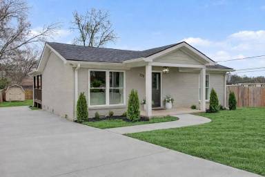 Main picture of 229 Cherry Dr