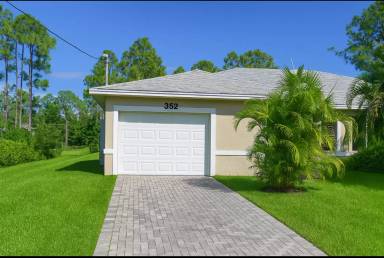 Main picture of 352 Justice Ave