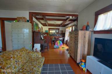 Main picture of 4229 S Lucile St