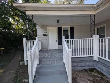 Main picture of 1406 Calumet Ave