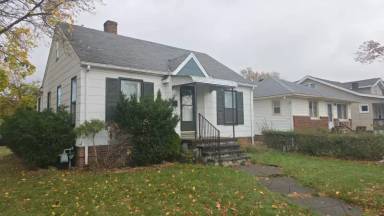 Main picture of 6614 Orchard Ave
