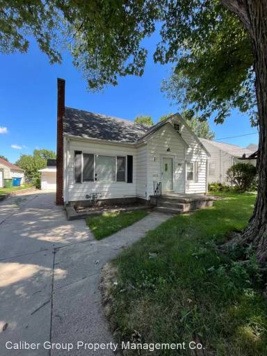 Main picture of 1801 W 6th St
