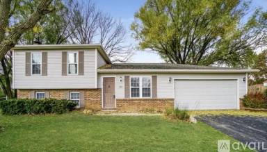 Main picture of 2871 Yankee Doodle Dr