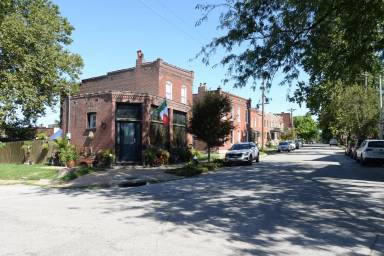 Main picture of 2929 Missouri Ave