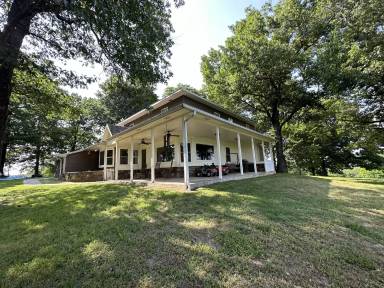 Main picture of 1180 Madison 8455