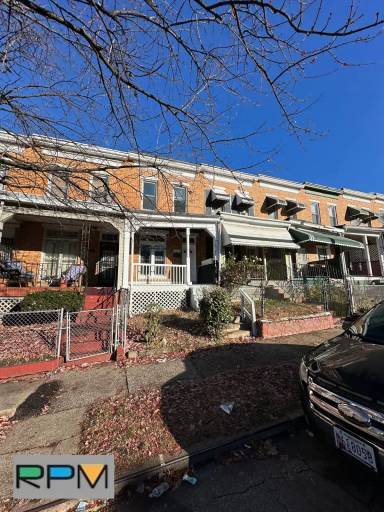 Main picture of 2712 Baker St