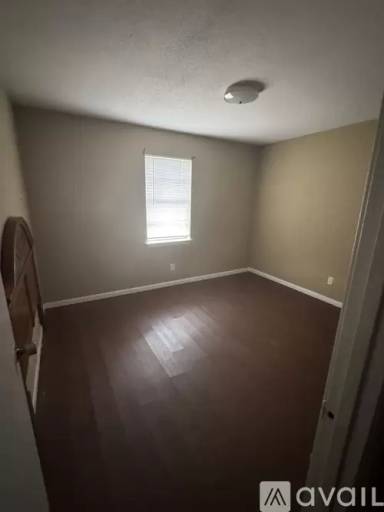 Main picture of 144 Cleveland St