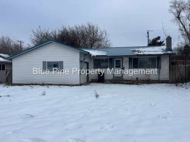 Main picture of 743 May St