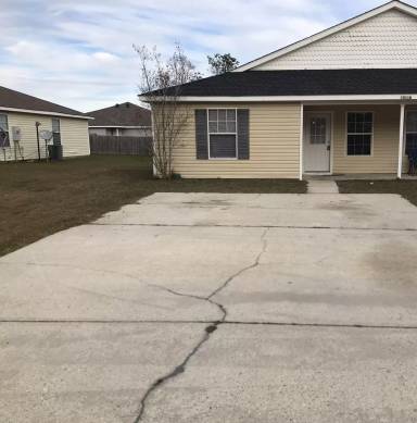 Main picture of 15116 Deer Creek Dr