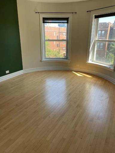 Main picture of 6114 S Ellis Ave