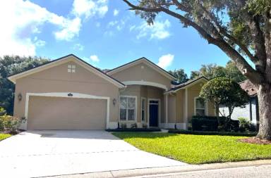 Main picture of 708 Lakeworth Cir