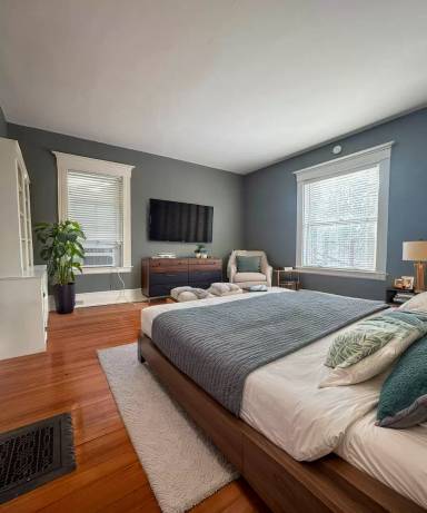 Main picture of 1432 Saint James Ct