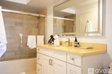 Main picture of 4267 Marina City Dr