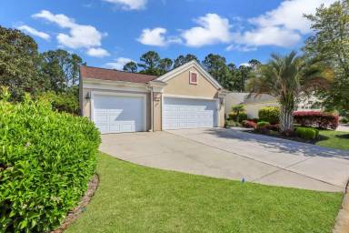 Main picture of 10 Candlelight Ln