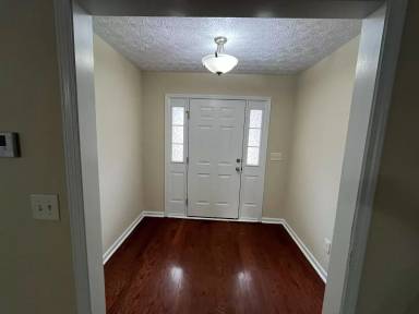 Main picture of 8054 Silverado Dr