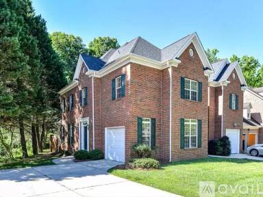 Main picture of 101 Meadowbrook Rd