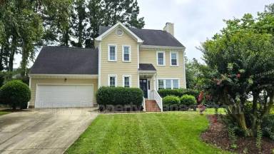 Main picture of 408 Vintage Grove Ln