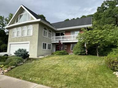 Main picture of 2253 S Scenic Dr