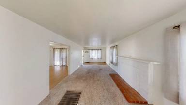 Main picture of 642 W Avenue L