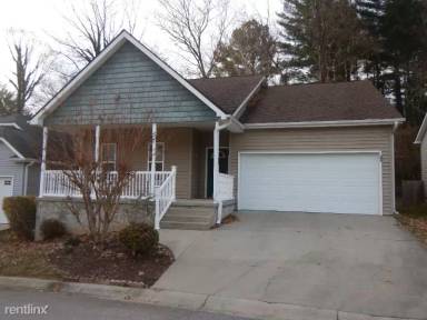 Main picture of 96 Woodcreek Cir