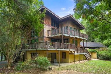 Main picture of 3293 Whidby Rd