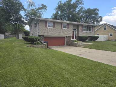 Main picture of 201 Magnolia Dr