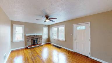 Main picture of 2598 Queen City Ave