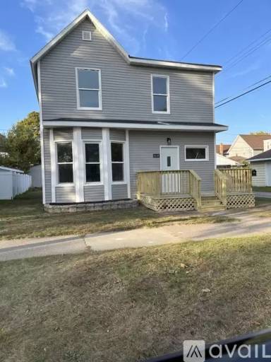 Main picture of 1614 5th Ave S